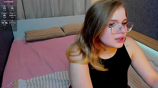 SophieMurrr online show from October 2, 2025, 3:15 pm