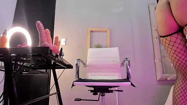 brendaliive online show from May 22, 2026, 3:48 am