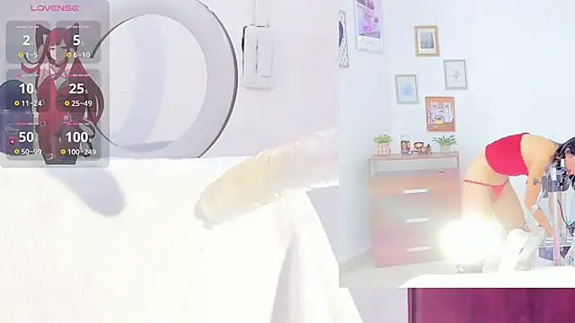 Kitty  Rose   online show from September 15, 2025, 10:26 am