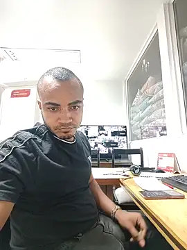 SanChacal5694 online show from April 7, 2026, 10:44 pm