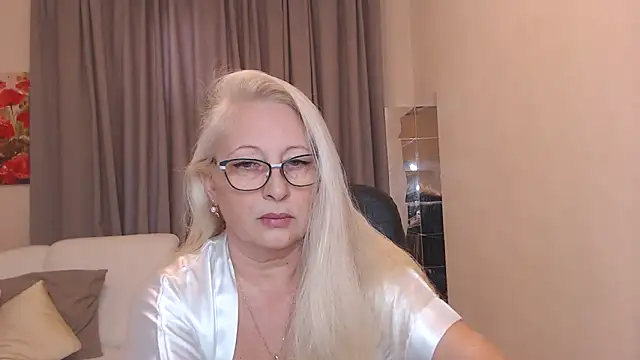 ValeriaSharm online show from March 22, 2026, 10:28 am