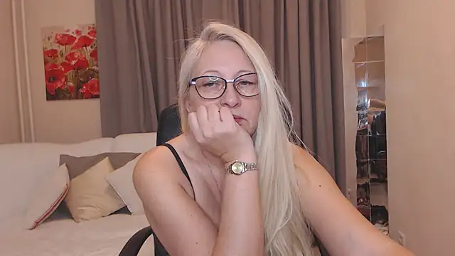 ValeriaSharm online show from March 14, 2026, 4:24 pm