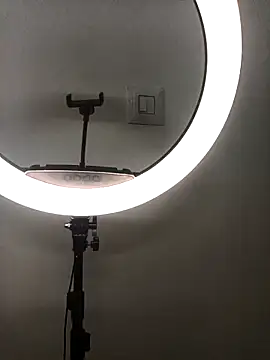 Sexy kaira01 online show from November 1, 2025, 3:50 pm