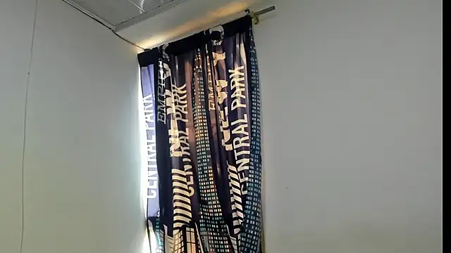  Logan Colton  online show from December 15, 2025, 8:25 pm