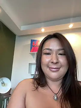 Snapshot of thedaynahoney chatting on June 23, 2026, 11:52 am thedaynahoney online show from June 23, 2026, 11:52 am