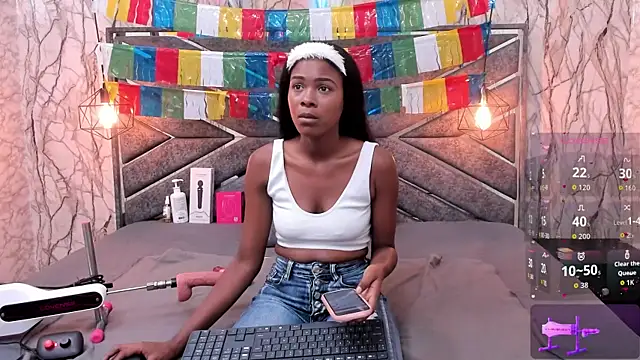 SASHA BROWNIE   online show from June 25, 2026, 12:21 pm