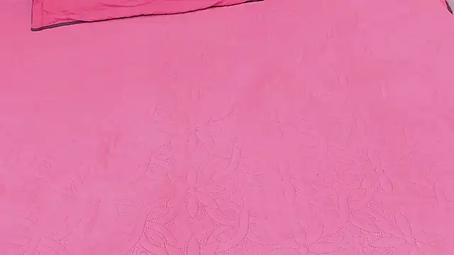 SASHA BROWNIE   online show from October 7, 2025, 8:10 pm