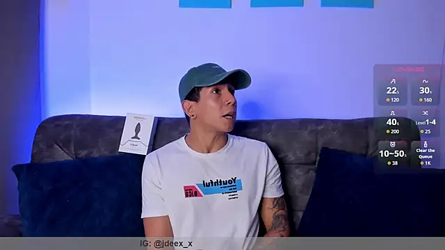 j deex online show from November 24, 2025, 11:16 pm