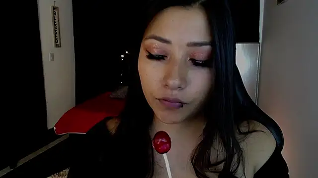 Mia 1120 online show from September 15, 2025, 11:38 pm