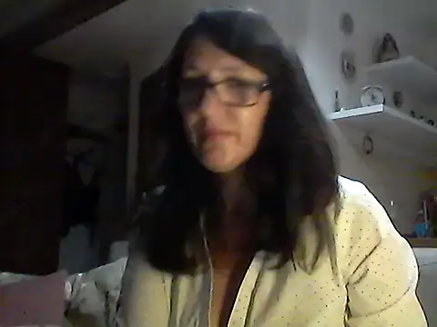 Elena48324 online show from September 20, 2025, 4:56 pm