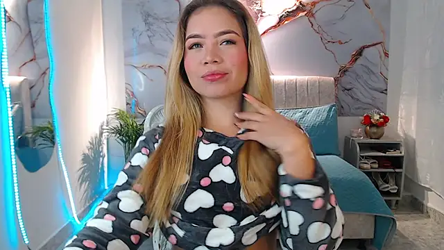  Tiffany1 online show from September 14, 2025, 6:41 pm