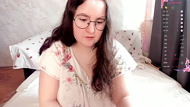 Snapshot of alice_allens chatting on March 18, 2026, 6:38 am alice allens online show from March 18, 2026, 6:38 am