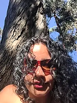 Snapshot of Yaya_watson chatting on June 23, 2026, 8:07 pm Yaya watson online show from June 23, 2026, 8:07 pm