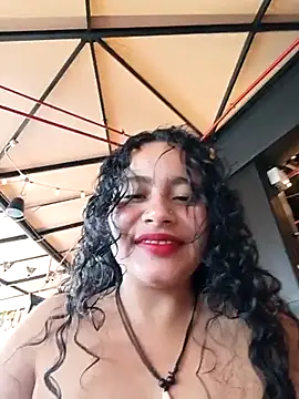 Snapshot of Yaya_watson chatting on July 30, 2026, 7:35 pm Yaya watson online show from July 30, 2026, 7:35 pm