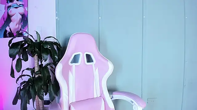 Zafiro  Brown online show from September 25, 2025, 12:00 pm