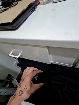 Saraiva2002 online show from December 18, 2025, 12:42 pm