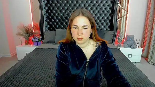 Sofii darling online show from April 30, 2026, 4:36 pm