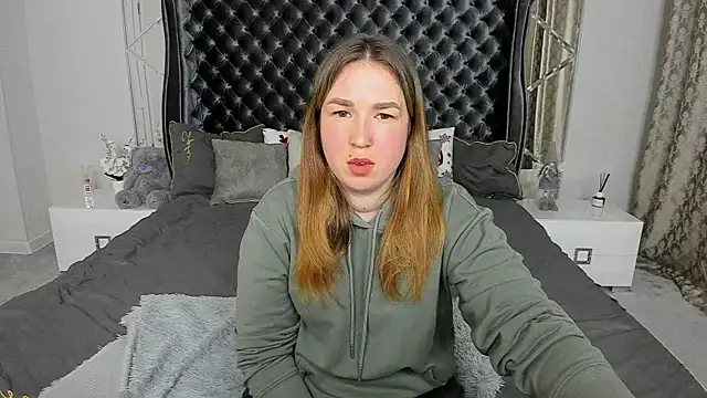 Snapshot of Sofii_darling chatting on March 19, 2026, 6:19 pm Sofii darling online show from March 19, 2026, 6:19 pm