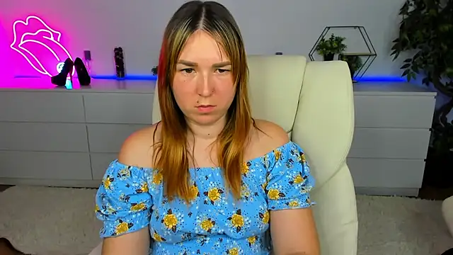 Sofii darling online show from November 16, 2025, 5:39 pm