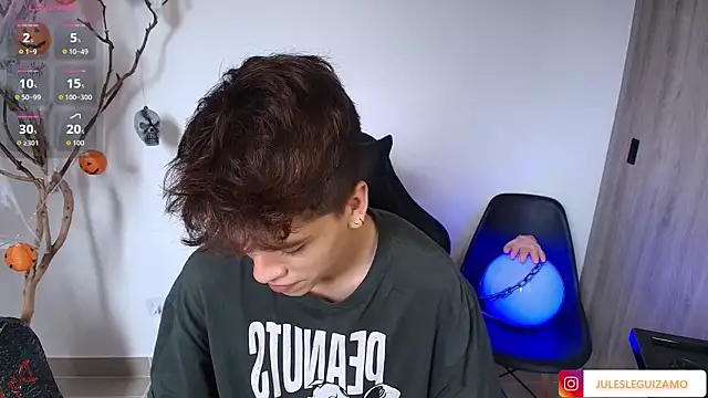 stev austin  online show from October 17, 2025, 7:15 pm