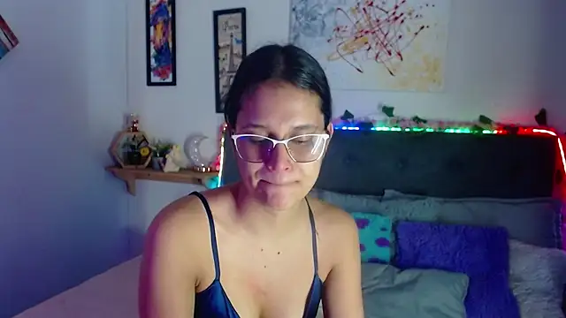 valentini villa online show from November 28, 2025, 3:01 pm