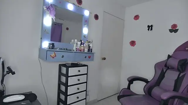 soffy rosses online show from May 17, 2026, 2:00 am