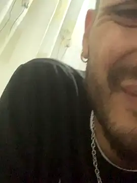 malek xarx  online show from September 24, 2025, 2:07 am