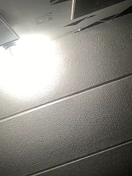 malek xarx  online show from September 11, 2025, 3:17 am