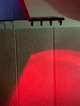 malek xarx  online show from October 2, 2025, 2:04 am