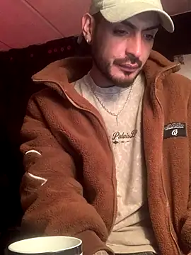 malek xarx  online show from October 3, 2025, 3:41 am