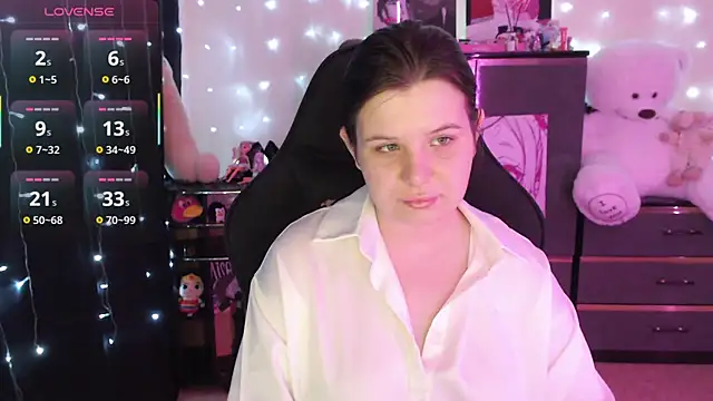 AmyVibess online show from September 9, 2025, 8:07 pm