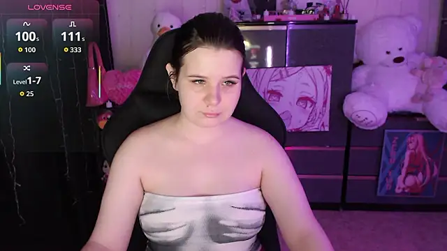 AmyVibess online show from March 13, 2026, 8:14 pm