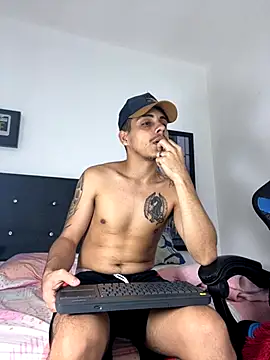 Luke Stone online show from November 7, 2025, 12:04 am