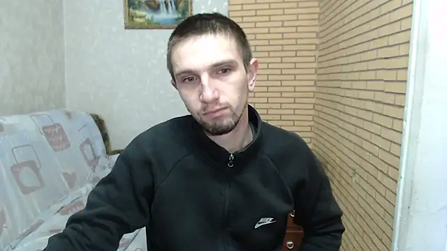 Snapshot of Alexilon chatting on February 1, 2026, 12:47 pm Alexilon online show from February 1, 2026, 12:47 pm