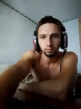 Snapshot of Alexilon chatting on September 24, 2025, 11:28 am Alexilon online show from September 24, 2025, 11:28 am