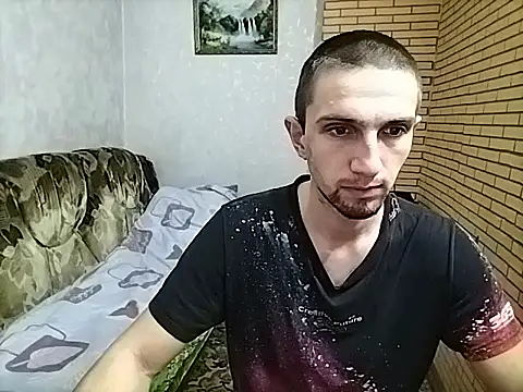 Snapshot of Alexilon chatting on November 16, 2025, 12:21 pm Alexilon online show from November 16, 2025, 12:21 pm