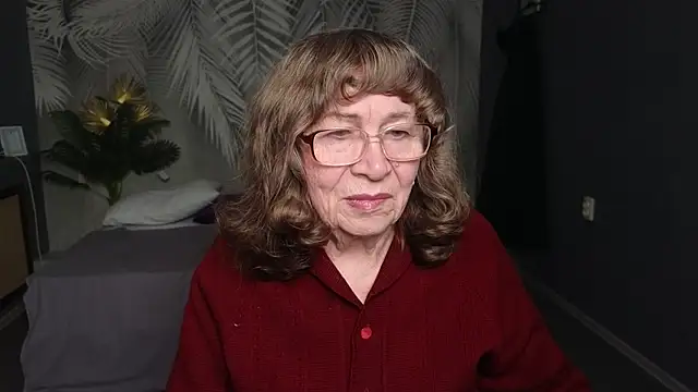 Betty Brick online show from April 19, 2026, 10:38 am