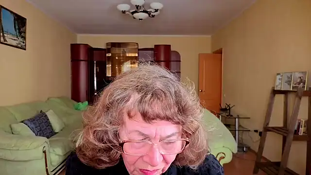 Betty Brick online show from January 18, 2026, 7:34 am