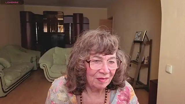 Betty Brick online show from April 29, 2026, 1:59 pm
