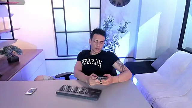 Dustin Sonne online show from October 15, 2025, 3:49 am