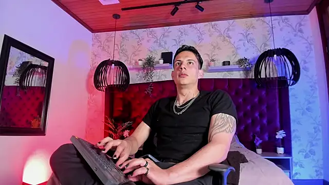 Dustin Sonne online show from June 26, 2026, 3:45 am