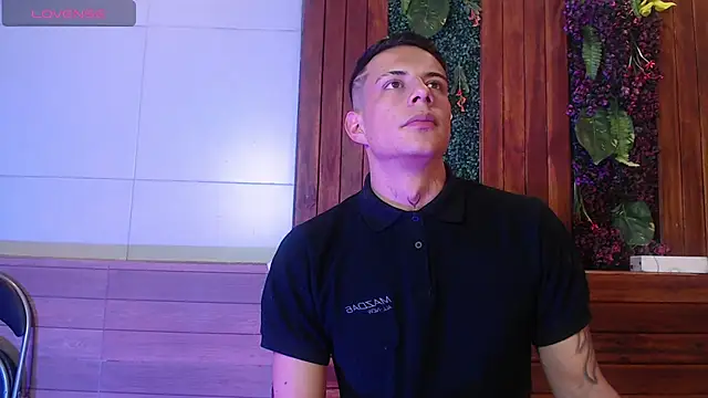 Dustin Sonne online show from October 25, 2025, 4:22 am