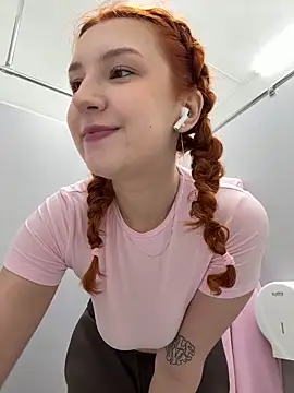 katexxxx online show from March 11, 2026, 8:03 pm