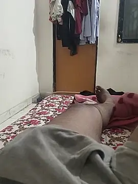 desiboyarya online show from October 31, 2025, 5:42 pm