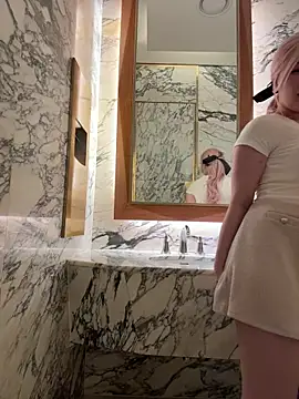 winter11 online show from September 20, 2025, 6:51 am