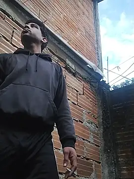 ashtoncooperr online show from November 25, 2025, 11:21 am