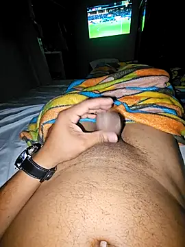 Snapshot of sexyboy_fox chatting on December 17, 2025, 8:36 pm sexyboy fox online show from December 17, 2025, 8:36 pm