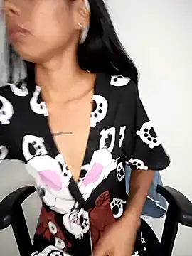 Snapshot of NovaTemptress chatting on March 17, 2026, 9:18 pm NovaTemptress online show from March 17, 2026, 9:18 pm