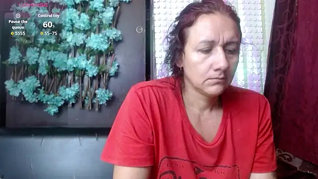 darling hott online show from September 18, 2025, 9:12 am