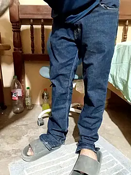 Snapshot of Single_lagunero chatting on March 16, 2026, 6:43 pm Single lagunero online show from March 16, 2026, 6:43 pm